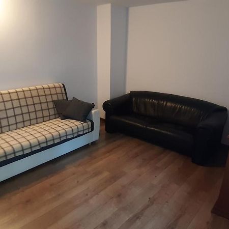 Casa Ultracentral Suceava Villa Exteriör bild