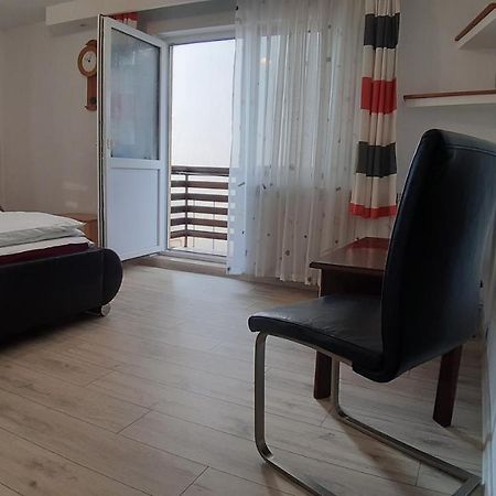 Casa Ultracentral Suceava Villa Exteriör bild
