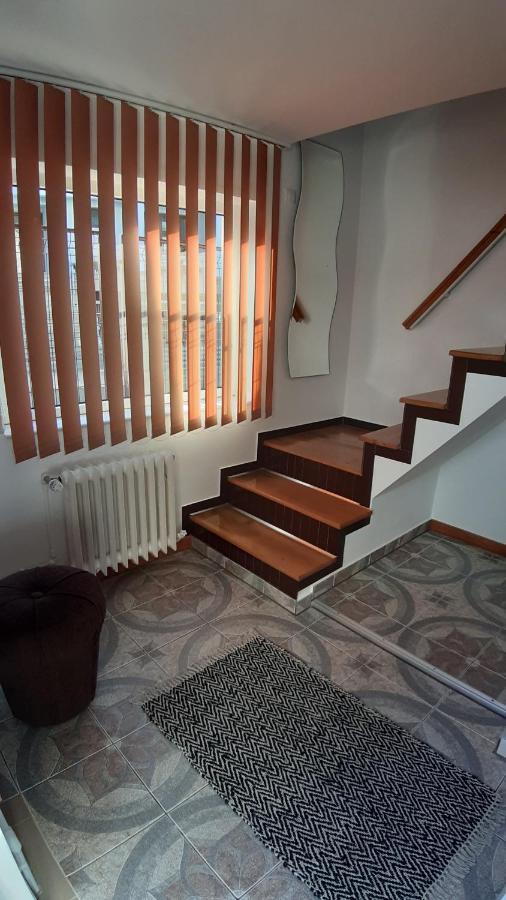 Casa Ultracentral Suceava Villa Exteriör bild