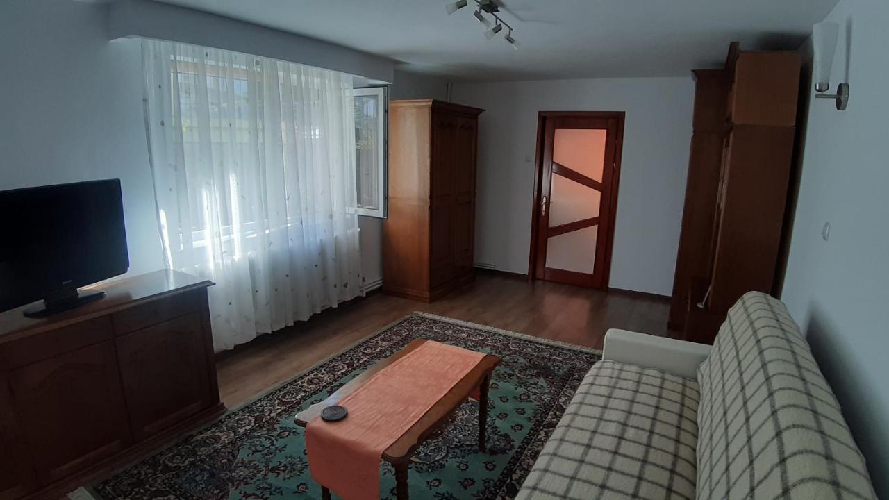 Casa Ultracentral Suceava Villa Exteriör bild