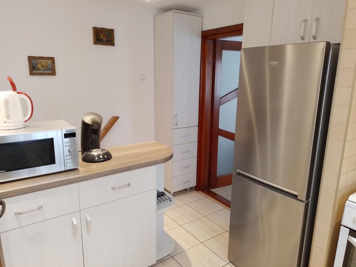 Casa Ultracentral Suceava Villa Exteriör bild